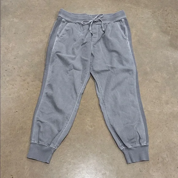 GAP Light Gray Women’s Joggers - Picture 1 of 4